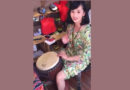视频：还记得这位“歌和远方” 丽江手鼓美女夏薇？