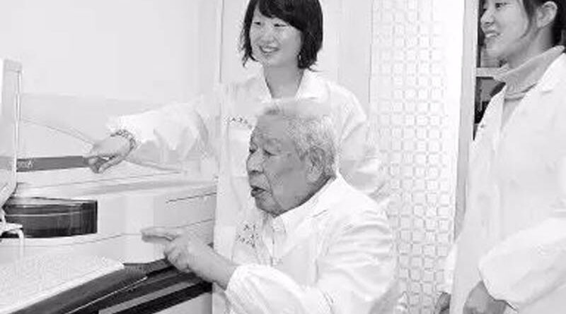 中国动物营养学界泰斗, 前四川农业大学校长杨凤教授